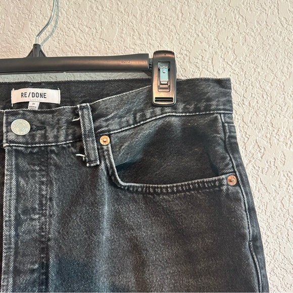 Women’s Re/Done High Rise 70s Stovepipe Jeans 31 Aged Black Button Fly Raw Hem - Picture 5 of 12
